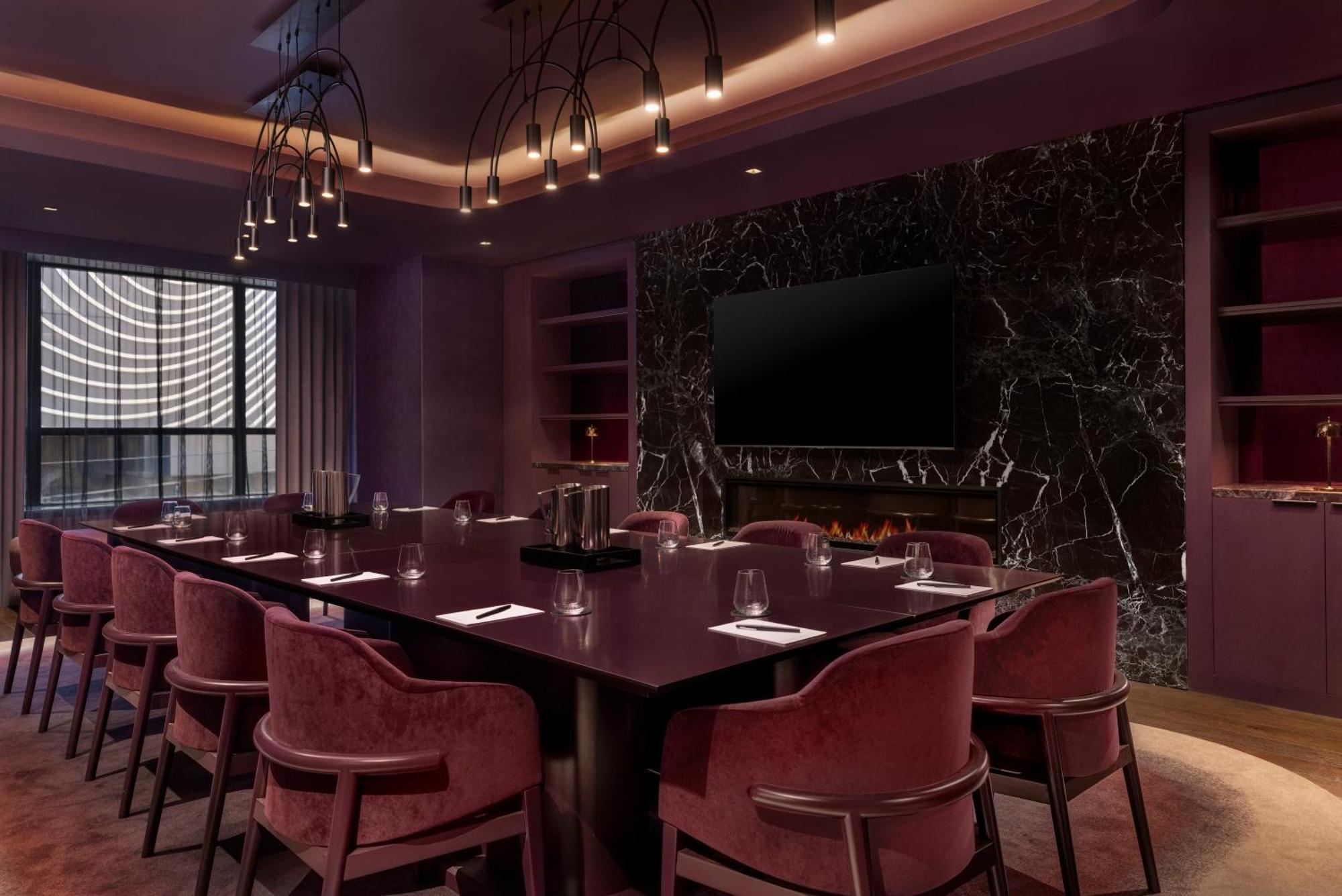 Revery Toronto Downtown, Curio Collection By Hilton Exteriör bild