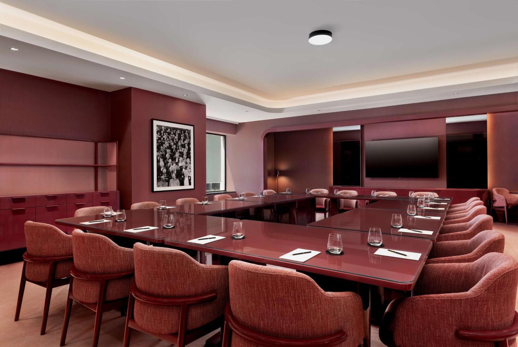 Revery Toronto Downtown, Curio Collection By Hilton Exteriör bild